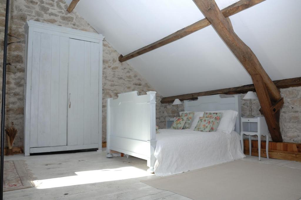 Bed and Breakfast Le Moulin Des Farges Meymac Номер фото